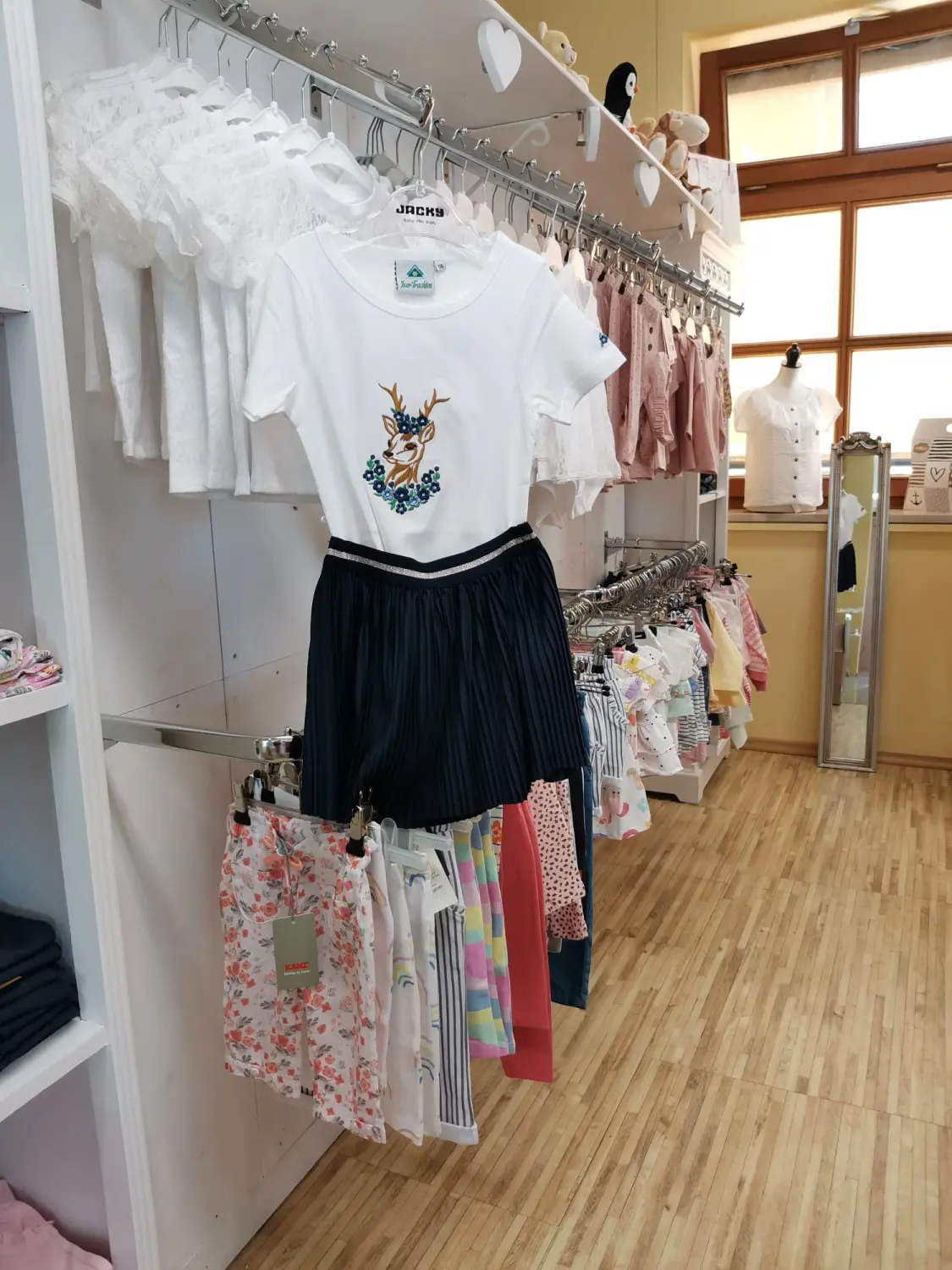 Kinderkleidung von CHRISTELLA